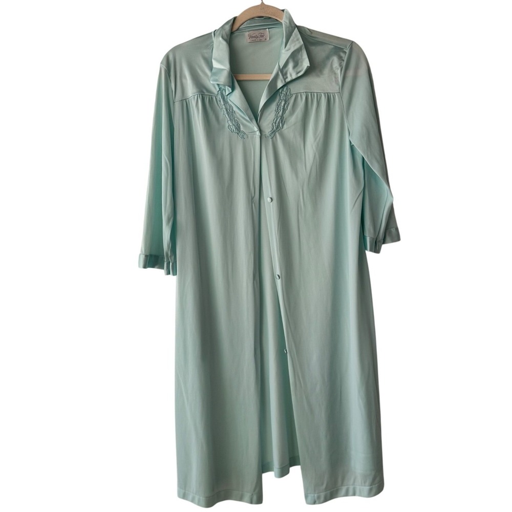 Vanity Fair Vintage Blue Robe Button Front Embroidered Sleepwear USA Made Small